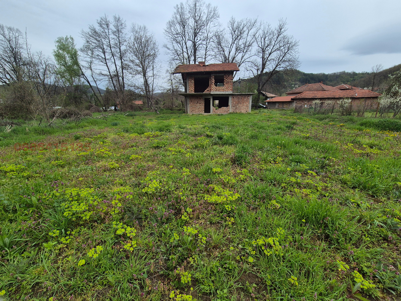 Продава КЪЩА, с. Орешак, област Ловеч, снимка 2 - Къщи - 54271594