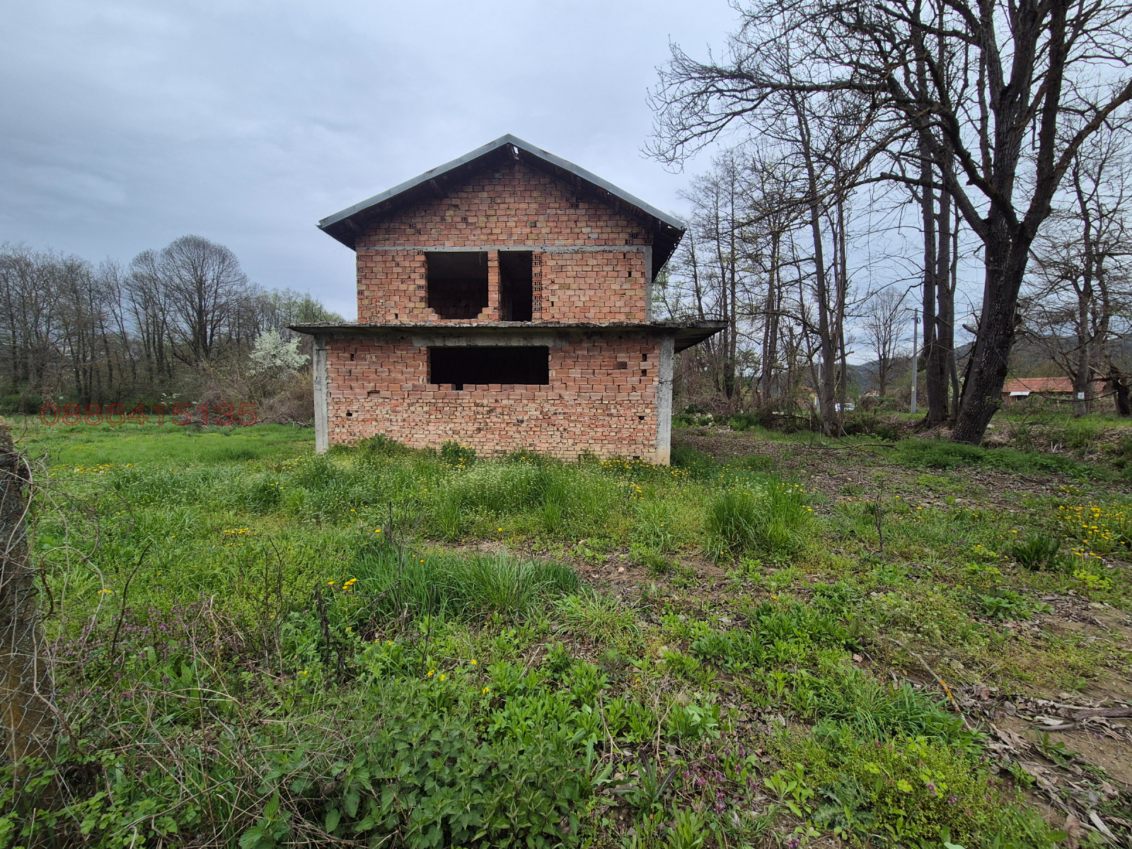 Продава КЪЩА, с. Орешак, област Ловеч, снимка 3 - Къщи - 54271594