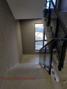 ������� 3-����� | Imot.bg � ����� ������ 12