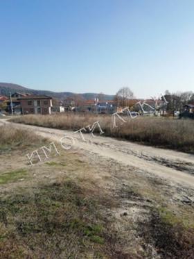 Продажба на имоти в гр. Аксаково, област Варна — страница 4 - изображение 12 