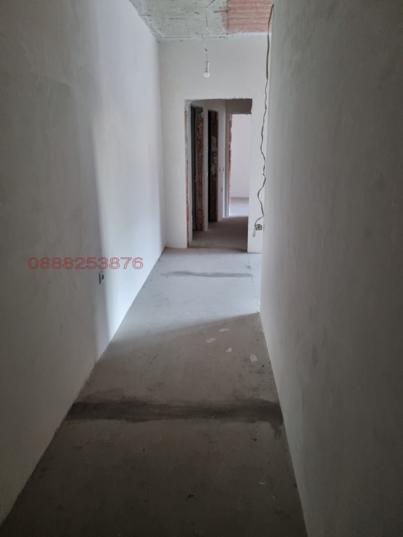 Продава 3-СТАЕН, гр. Русе, Център, снимка 2 - Апартаменти - 52792039