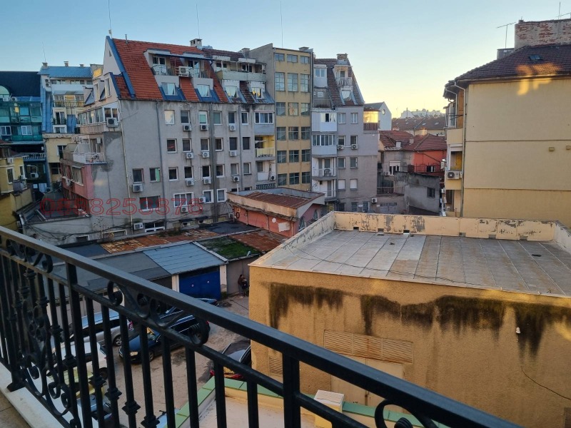 Продава 3-СТАЕН, гр. Русе, Център, снимка 14 - Апартаменти - 52792039