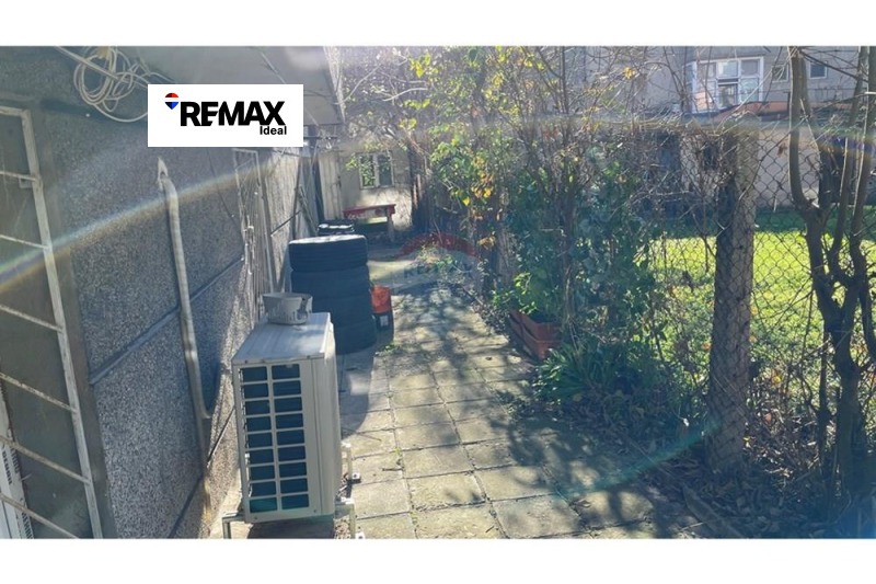 Продава ЕТАЖ ОТ КЪЩА, гр. Варна, Левски 1, снимка 13 - Етаж от къща - 52994735