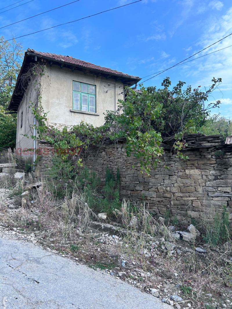 Продава КЪЩА, с. Гостилица, област Габрово