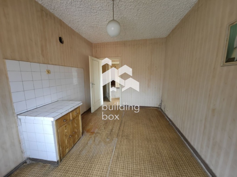 Продава КЪЩА, с. Първенец, област Пловдив, снимка 9 - Къщи - 53423089