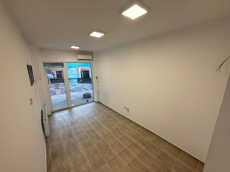 Продава МАГАЗИН, гр. Плевен, Идеален център, снимка 6 - Магазини - 53505972