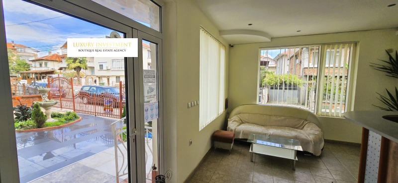 Продава ХОТЕЛ, с. Равда, област Бургас, снимка 2 - Хотели - 52421069