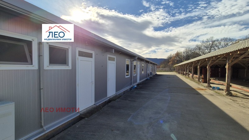 Продава БИЗНЕС ИМОТ, гр. Севлиево, област Габрово