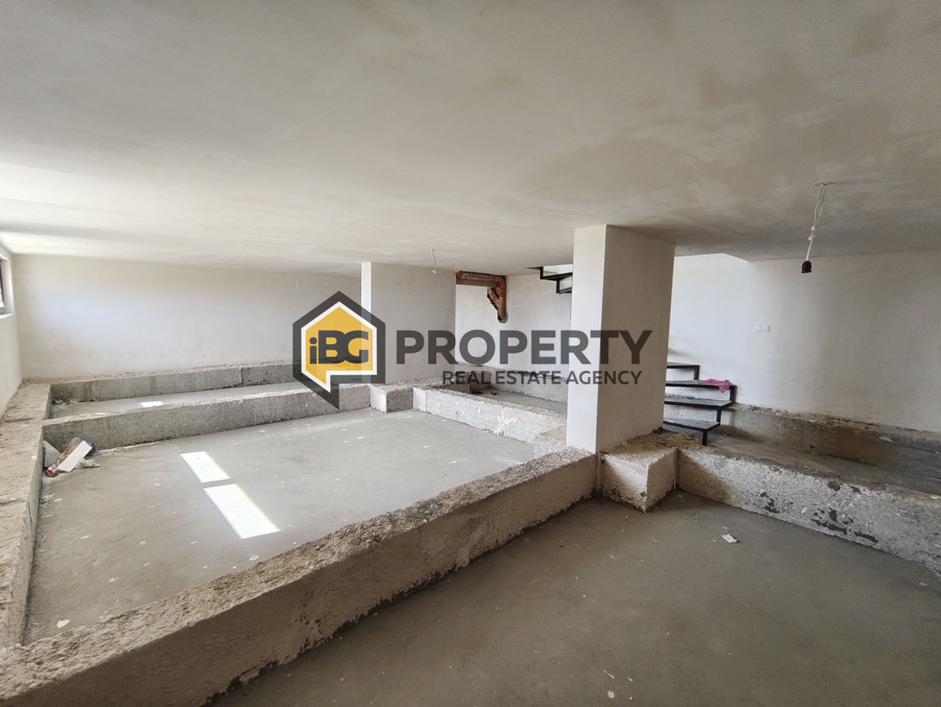 Продава КЪЩА, гр. Варна, м-т Акчелар, снимка 5 - Къщи - 54263315