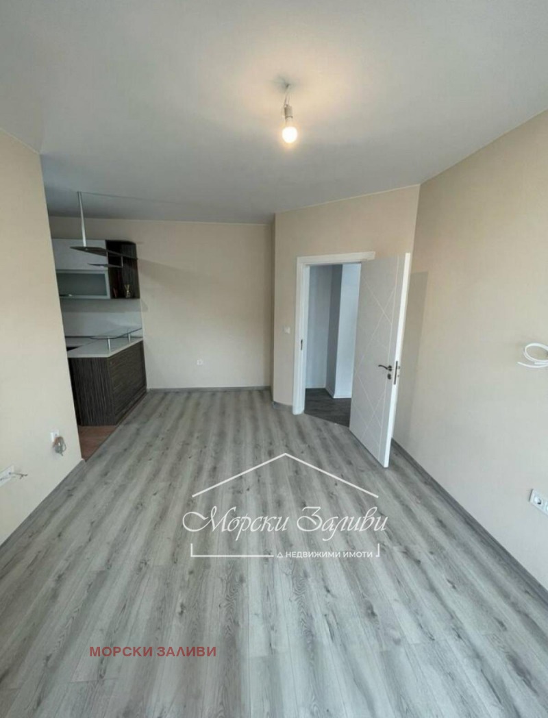 À vendre  1 chambre Bourgas , Lazour , 70 m² | 24783864