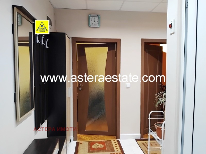Продава 2-СТАЕН, гр. Благоевград, Орлова чука, снимка 2 - Апартаменти - 56305510