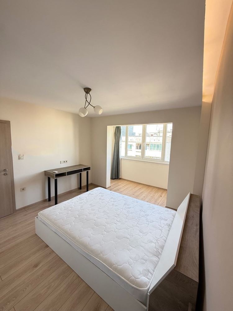 Till salu  2 sovrum Sofia , Mladost 4 , 65 kvm | 75610455 - bild [4]