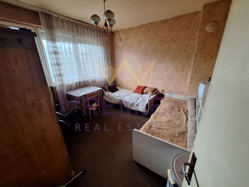 En venta  3 dormitorios Ruse , Vazrazhdane , 95 metros cuadrados | 70629323 - imagen [9]