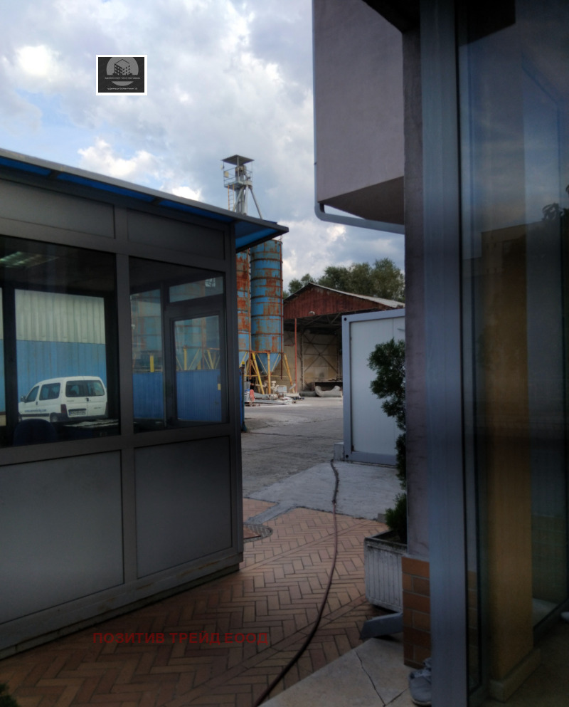 Продава БИЗНЕС ИМОТ, гр. Дупница, област Кюстендил, снимка 10 - Други - 51596312