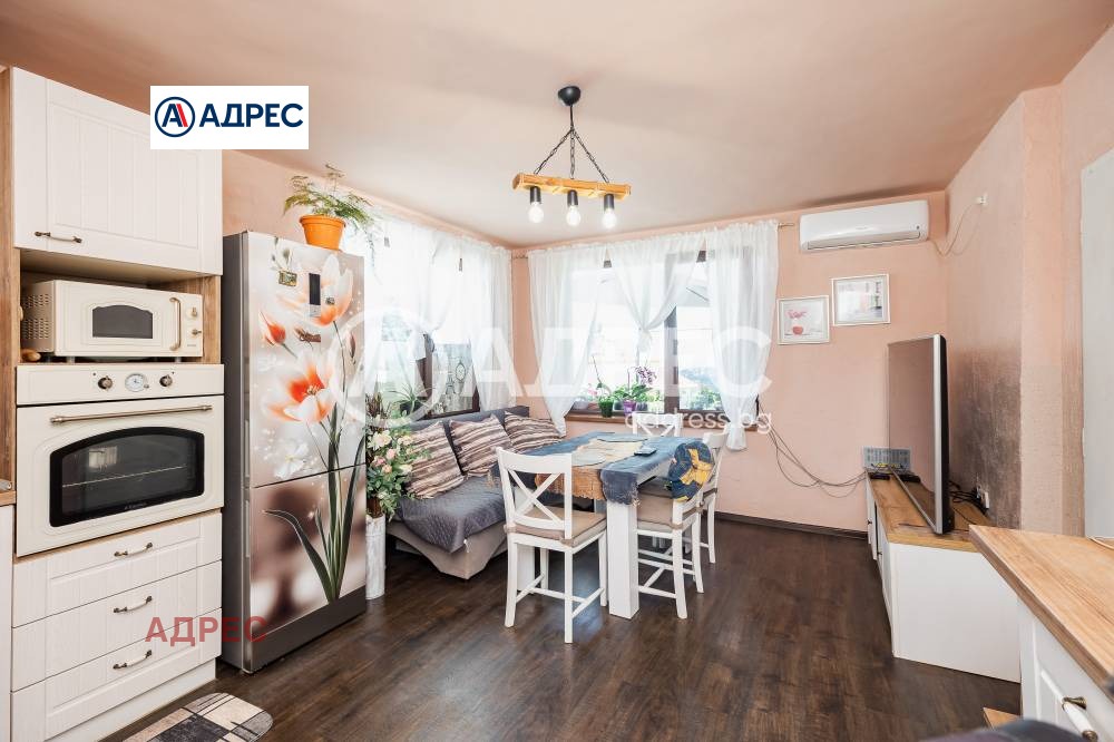 Продава КЪЩА, гр. Варна, м-т Манастирски рид