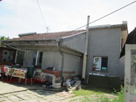 Casa Dolna Mitropoliia, regiunea Pleven 3