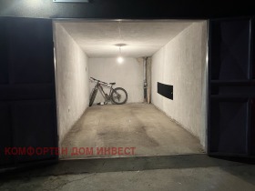 ГАРАЖ, ПАРКОМЯСТО, 17 m2