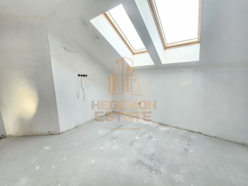 Продава 4-СТАЕН, гр. Варна, Лятно кино Тракия, снимка 6 - Апартаменти - 53007617