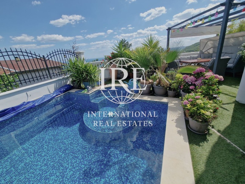 Продава КЪЩА, гр. Балчик, област Добрич, снимка 3 - Къщи - 53187495