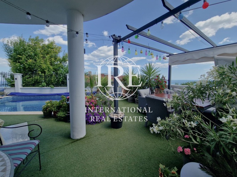 Продава КЪЩА, гр. Балчик, област Добрич, снимка 2 - Къщи - 53187495