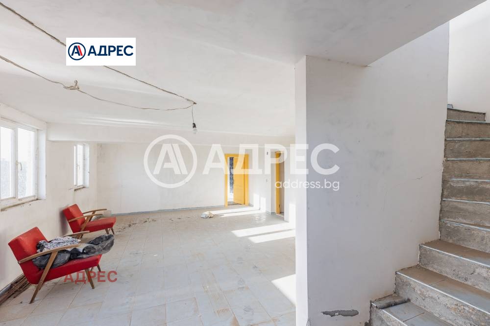 Продава КЪЩА, с. Изворско, област Варна, снимка 9 - Къщи - 53875906