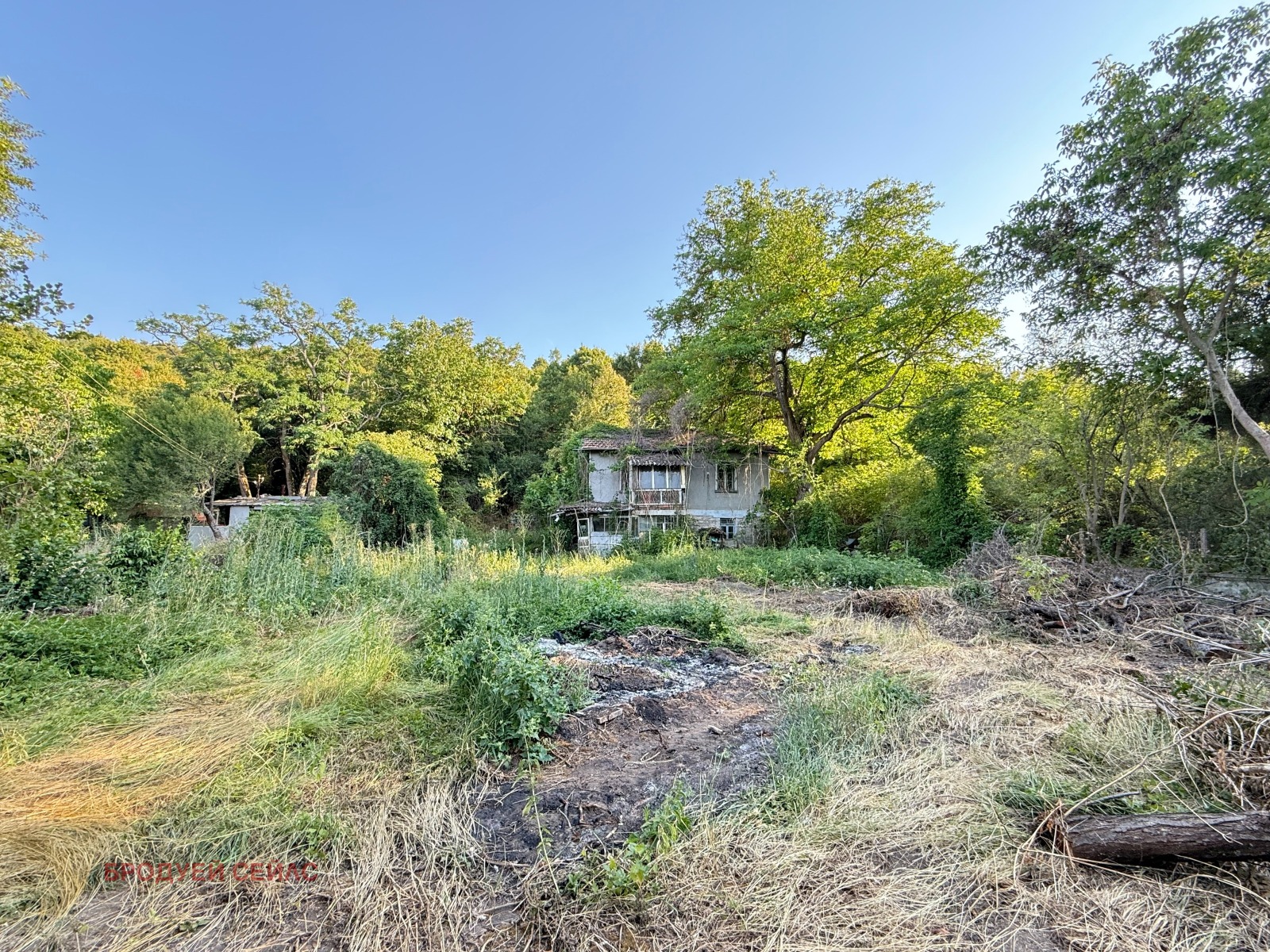 Продава ПАРЦЕЛ, с. Бърложница, област София област