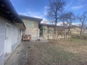 Casa Prisovo, región Veliko Tarnovo 2