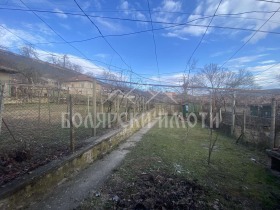 Casa Prisovo, regiunea Veliko Tarnovo 4