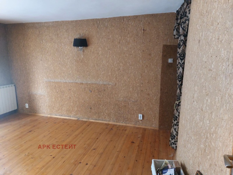 Продава  Къща град София , гр. Нови Искър , 248 кв.м | 77276817 - изображение [10]