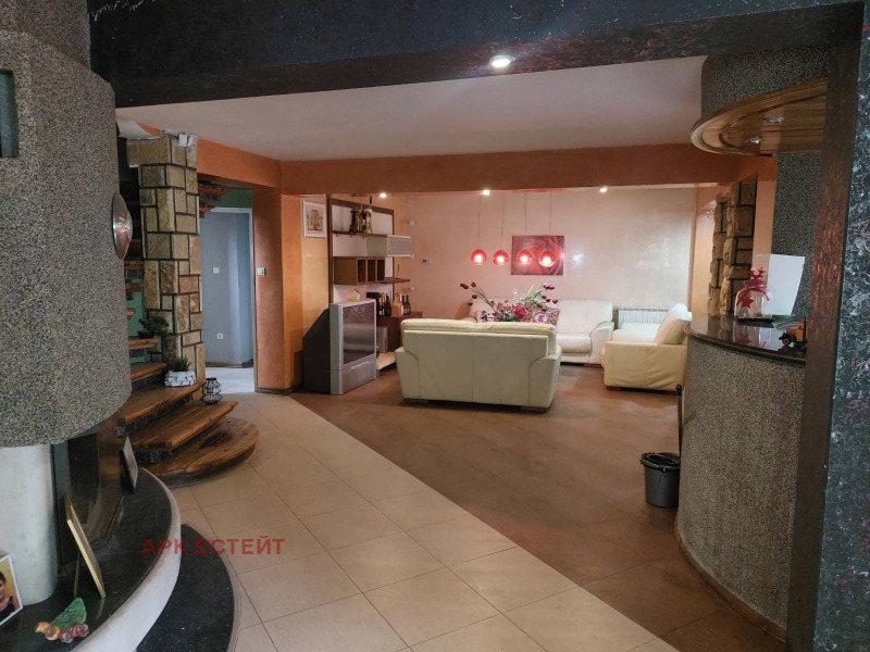 Продава  Къща град София , гр. Нови Искър , 248 кв.м | 77276817 - изображение [7]