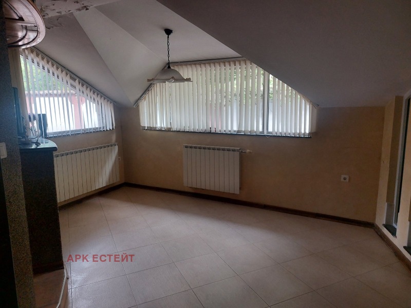 Продава  Къща град София , гр. Нови Искър , 248 кв.м | 77276817 - изображение [15]