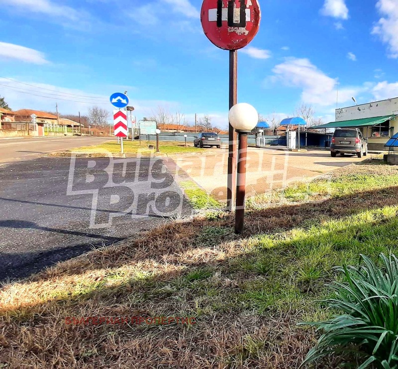 Продава БИЗНЕС ИМОТ, с. Долна Липница, област Велико Търново