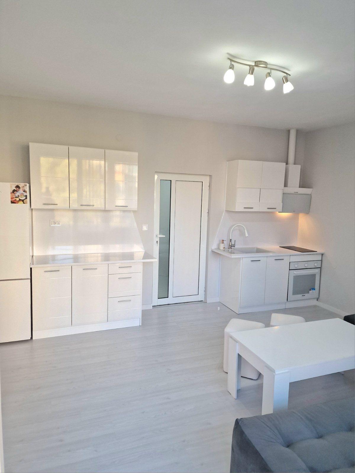 Продава 3-СТАЕН, гр. Пловдив, Кючук Париж, снимка 2 - Апартаменти - 54691082