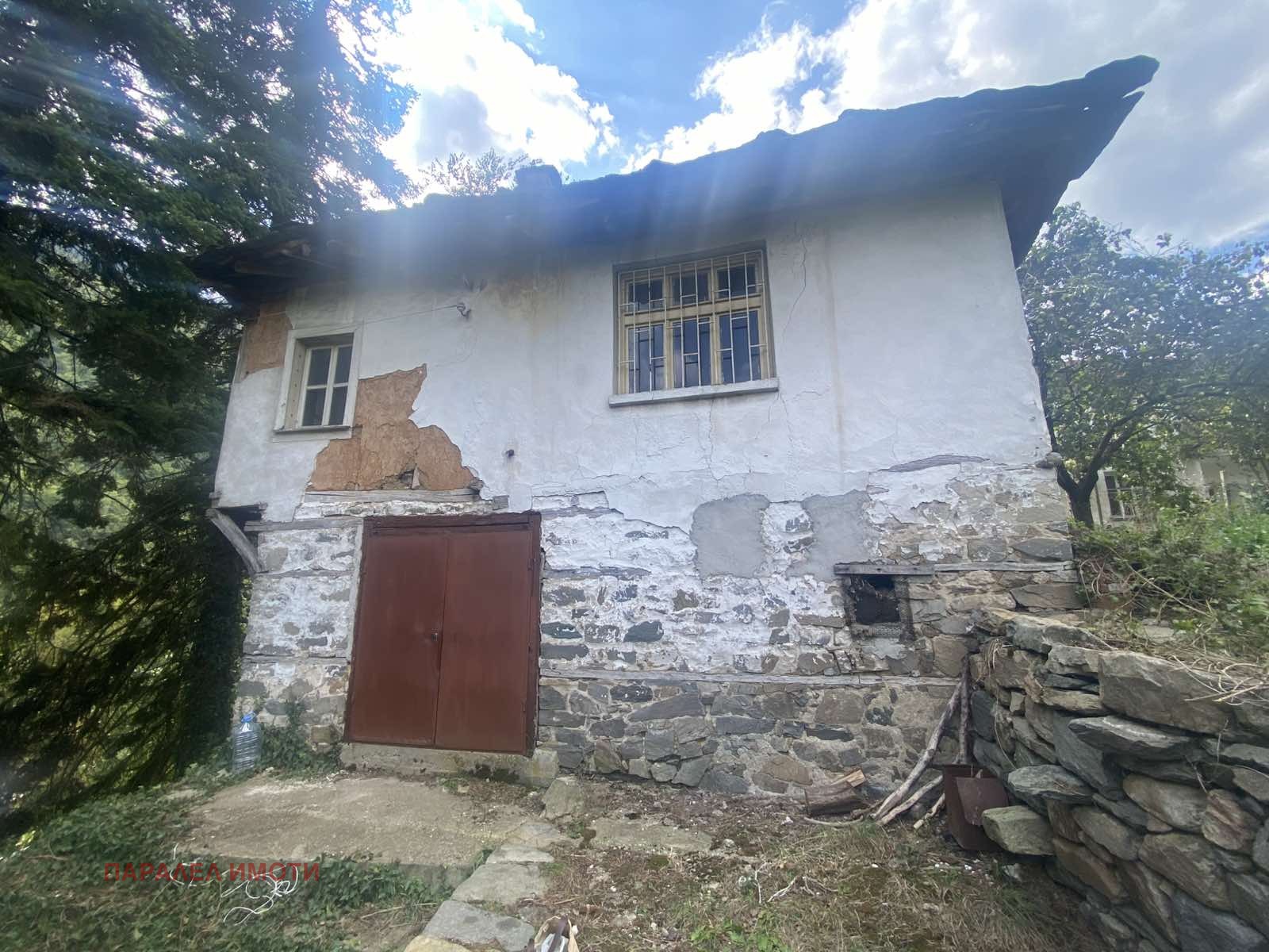Продава КЪЩА, с. Нареченски бани, област Пловдив