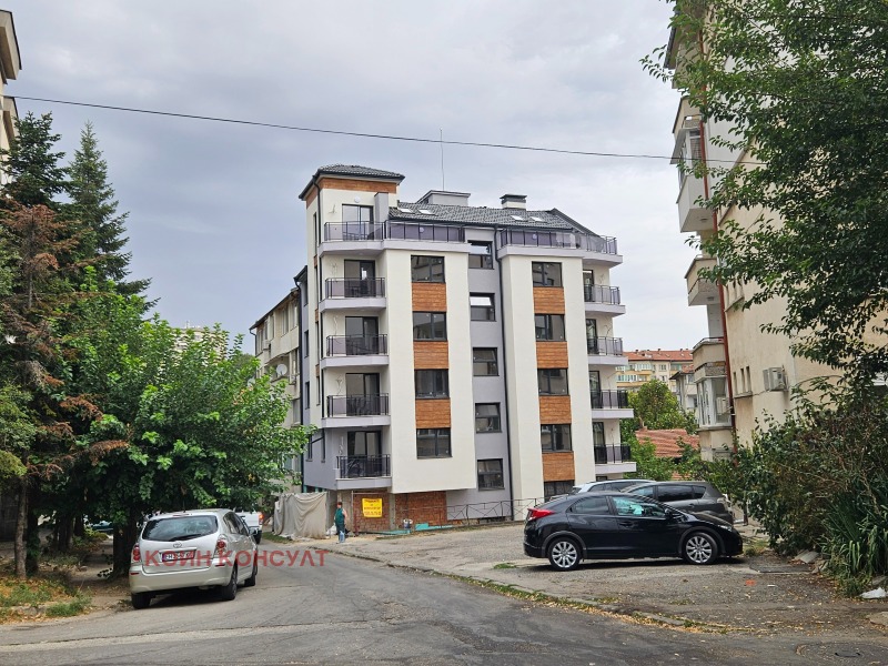 Продава 2-СТАЕН, гр. Плевен, Идеален център, снимка 2 - Aпартаменти - 47098690