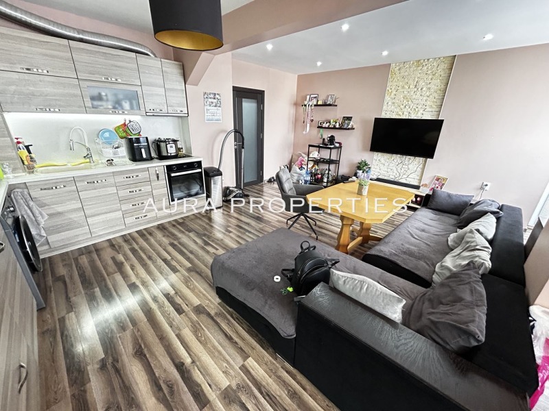 Продава  3-стаен град Разград , Център , 105 кв.м | 86536910 - изображение [2]