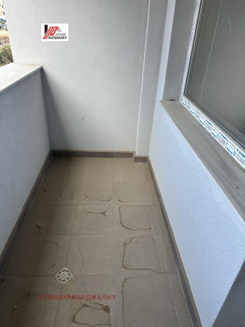 Продава 3-СТАЕН, гр. Кърджали, Възрожденци, снимка 8 - Апартаменти - 52468092