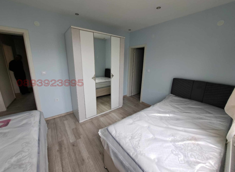 Продава 4-СТАЕН, гр. Търговище, Център, снимка 5 - Апартаменти - 52759280