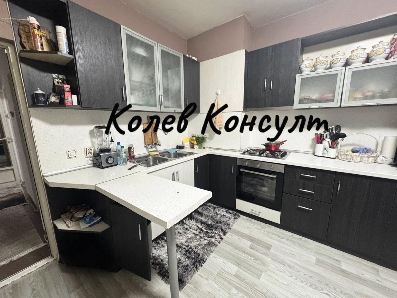 Продава МНОГОСТАЕН, гр. Димитровград, област Хасково, снимка 7 - Апартаменти - 52545505