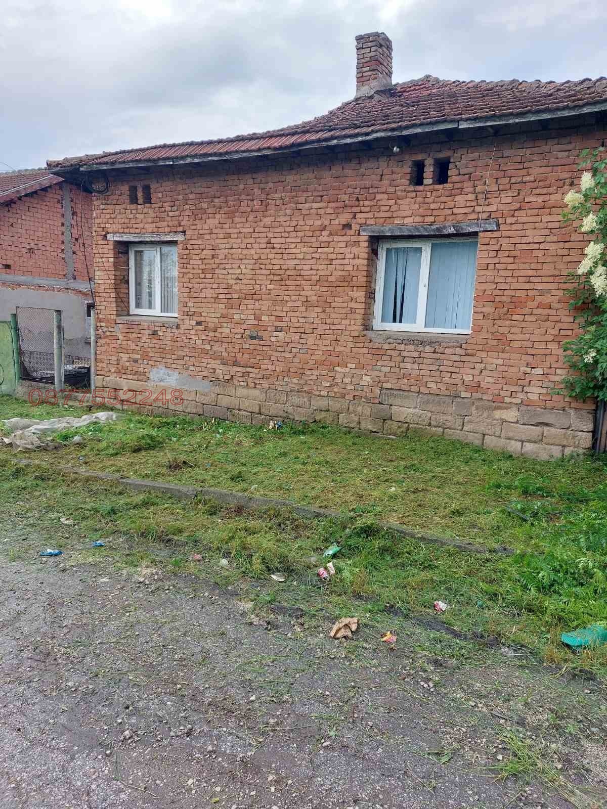 Продава КЪЩА, гр. Долни Дъбник, област Плевен