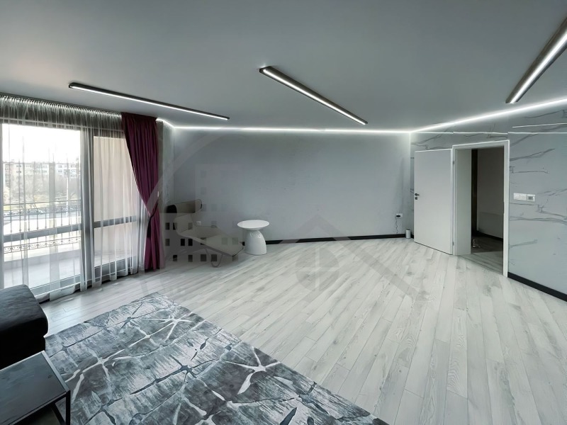 À venda  2 quartos Varna , Briz , 130 m² | 50465751 - imagem [2]