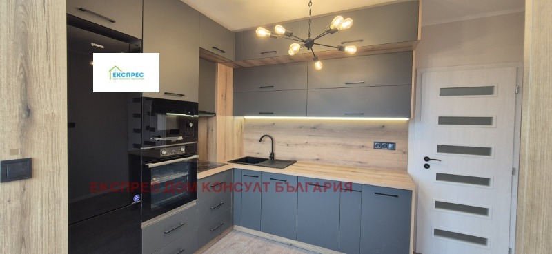 Till salu  2 sovrum Sofia , Banisjora , 90 kvm | 35539896