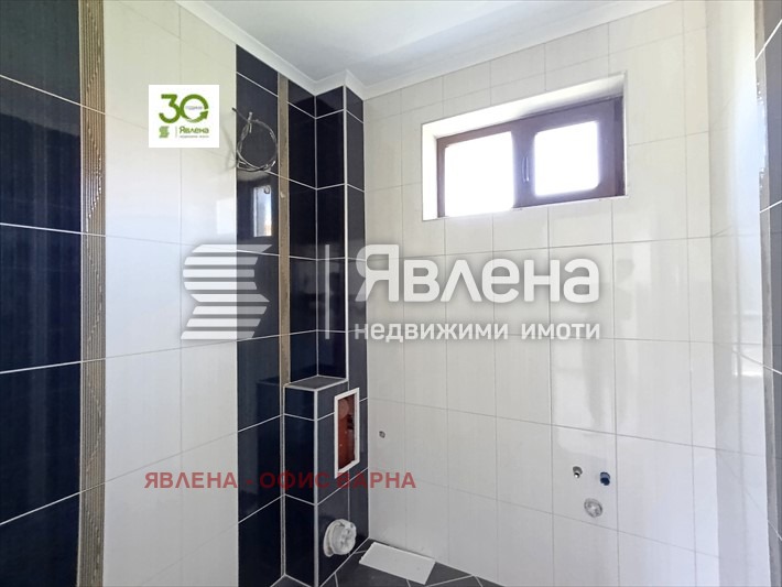 Продава КЪЩА, гр. Варна, м-т Ракитника, снимка 13 - Къщи - 47540419