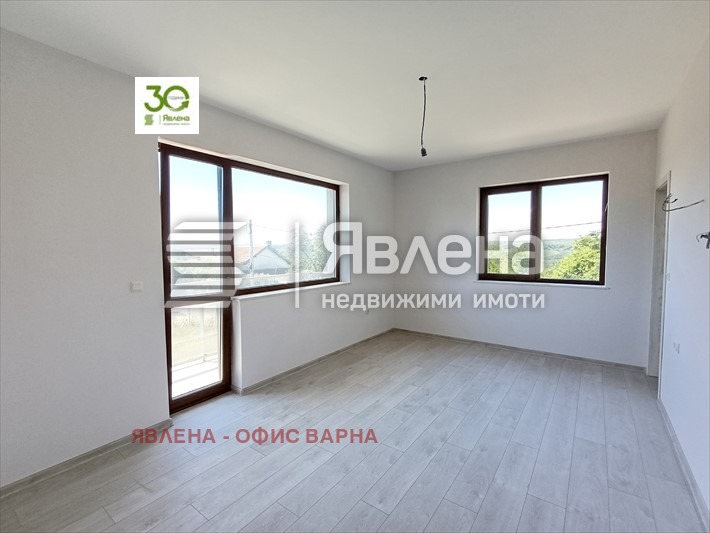 Продава КЪЩА, гр. Варна, м-т Ракитника, снимка 12 - Къщи - 47540419