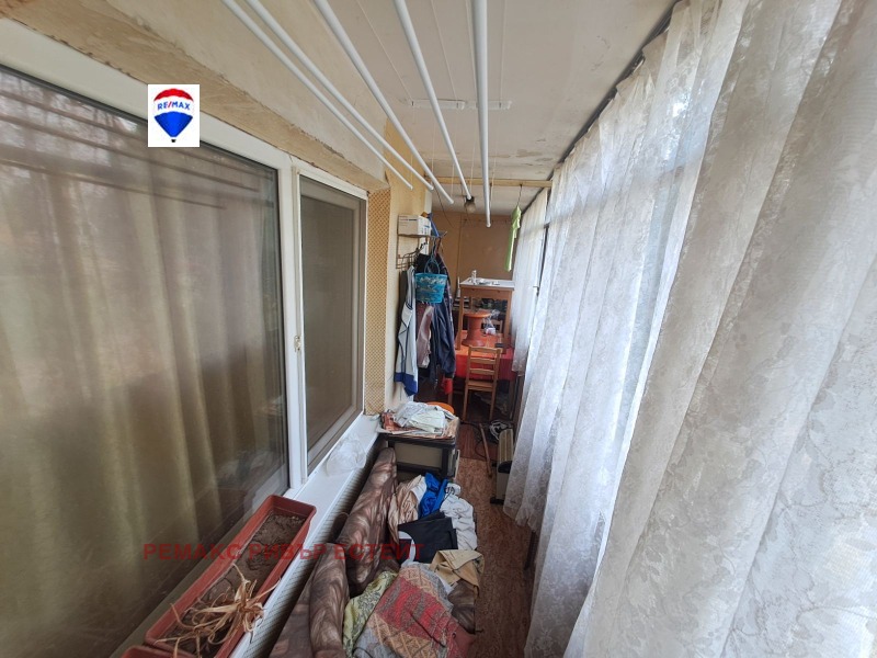 Na sprzedaż  1 sypialnia Ruse , Czarodejka - Jug , 61 mkw | 12431290 - obraz [5]