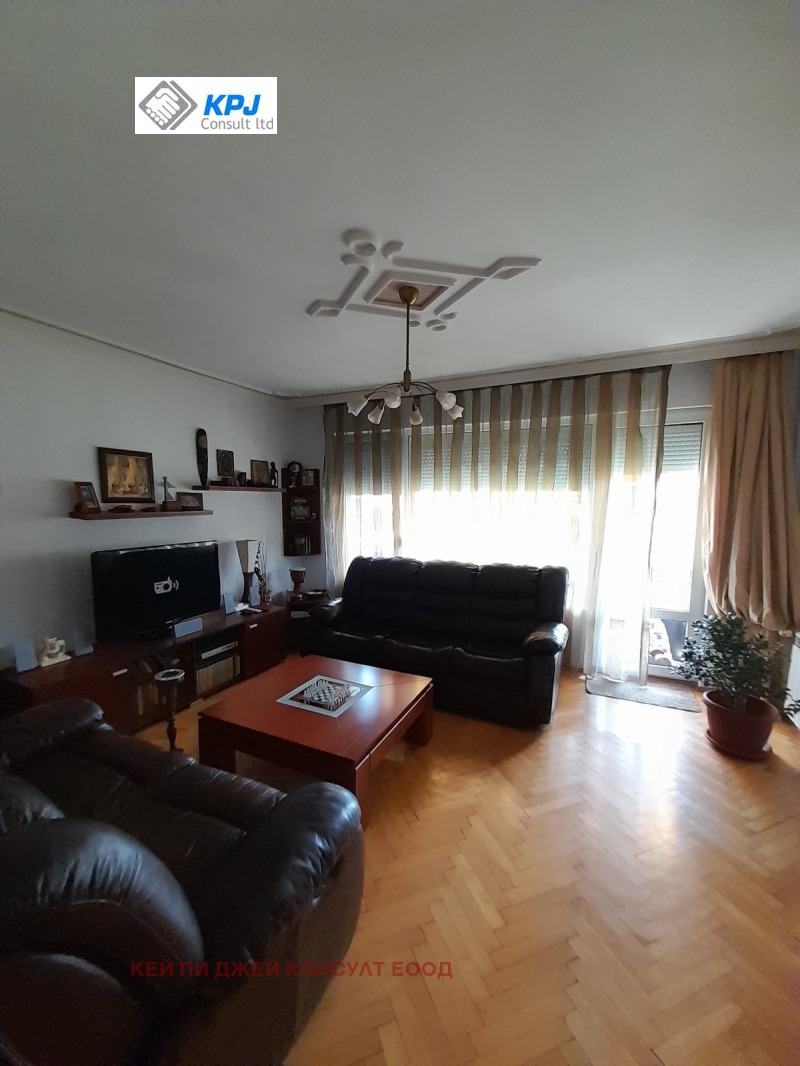 На продаж  2 спальні София , Надежда 4 , 80 кв.м | 96351156