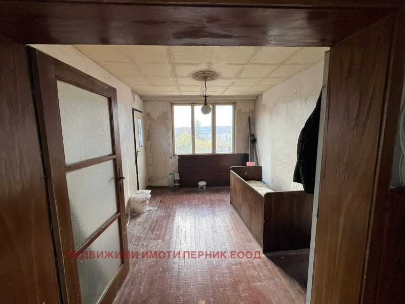 Продава 3-СТАЕН, гр. Радомир, област Перник, снимка 8 - Апартаменти - 52316743