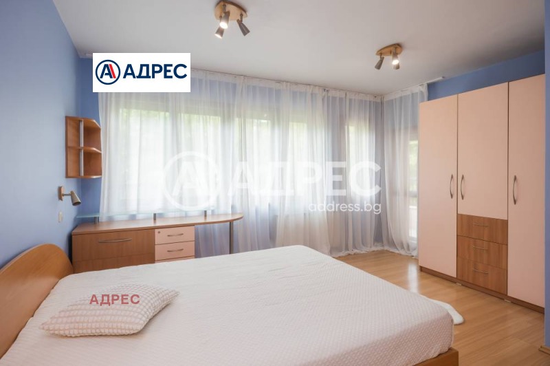 Продава 3-СТАЕН, гр. Варна, Център, снимка 3 - Апартаменти - 53018300