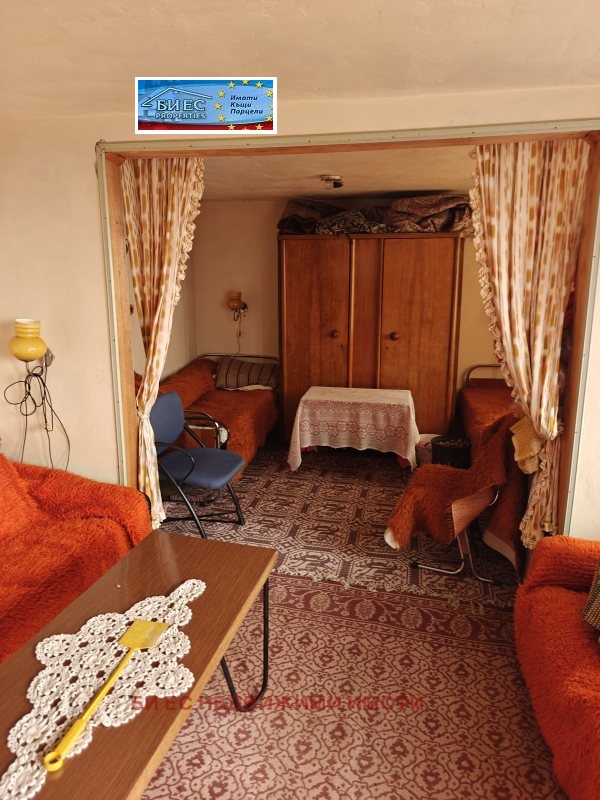 Продава КЪЩА, с. Поцърненци, област Перник, снимка 13 - Къщи - 52633766