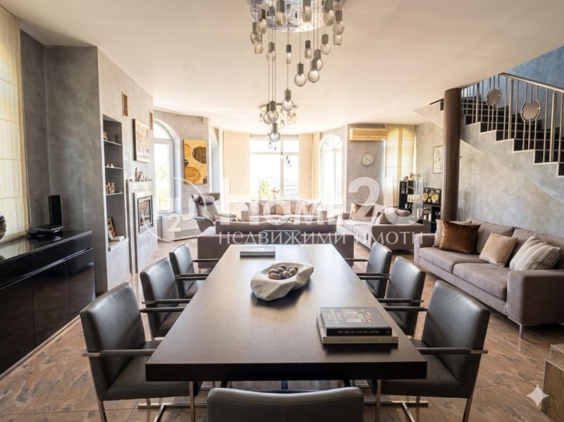 Продава КЪЩА в град Варна, м-т Долна Трака - 310 кв.м / 1 200 000 € » 2 346 996.00 лв., HOME2U